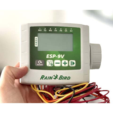 Автономний контролер Rain-Bird ESP-9VI4 на 4 станцію, зовнішнє використання IP68