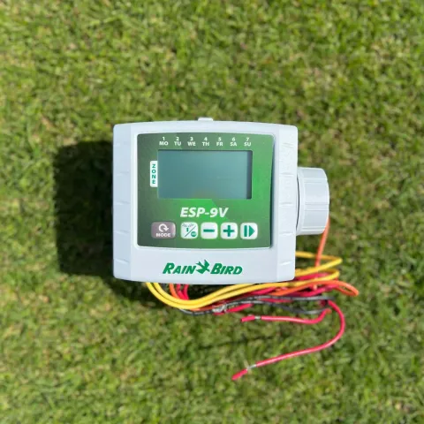Автономний контролер Rain-Bird ESP-9VI1 DVF Kit на 1 станцію + EMK 100-DVF, зовнішнє використання IP68